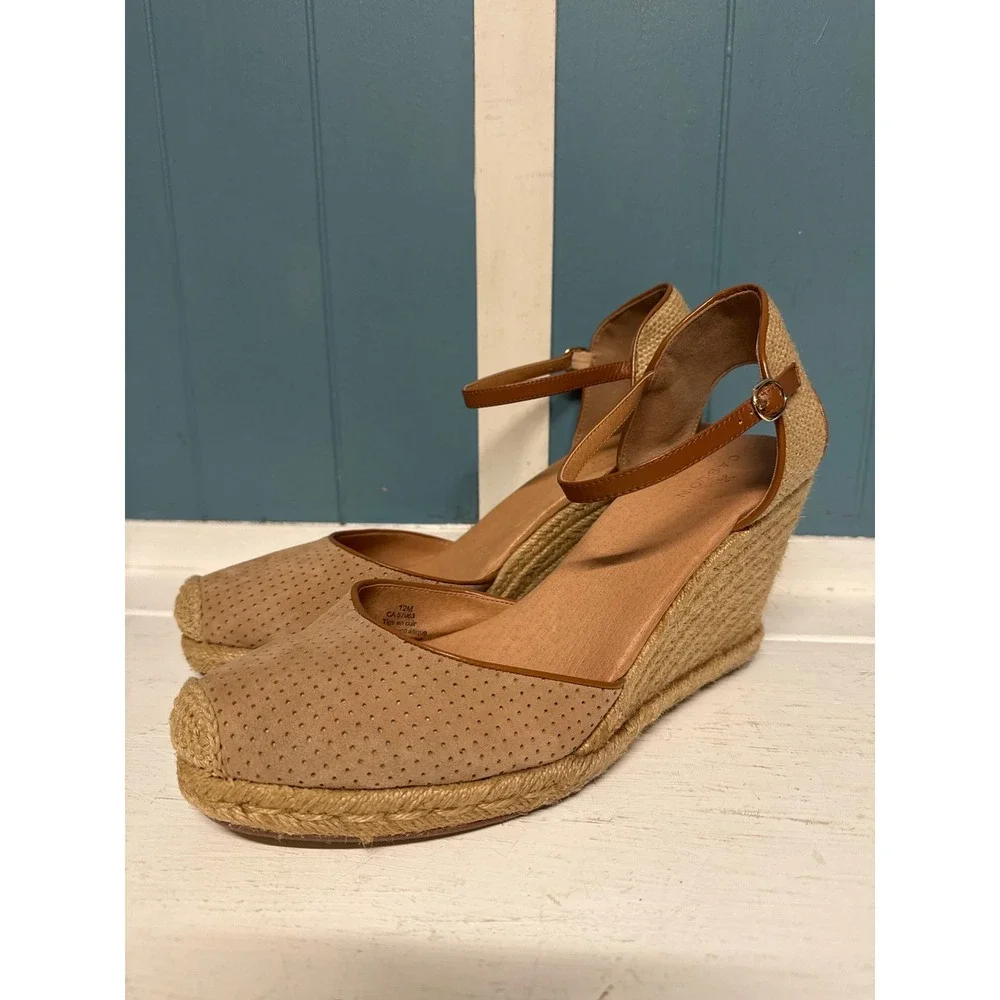 CASLON Women Tan Perforated Espadrille Wedge Ankle Strap Shoes Size 12M